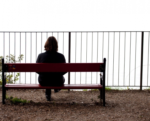 El reto de responder a la soledad no deseada desde la acción municipal