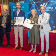 foto de familia ix premio psicología y solidaridad