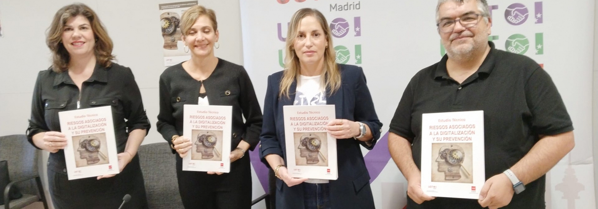 Foto de familia de la presentación del estudio "Riesgos asociados a la digitalización y su prevención"